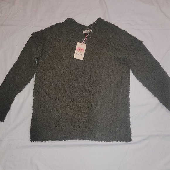 Entro Sweaters - Entro Green Sweater